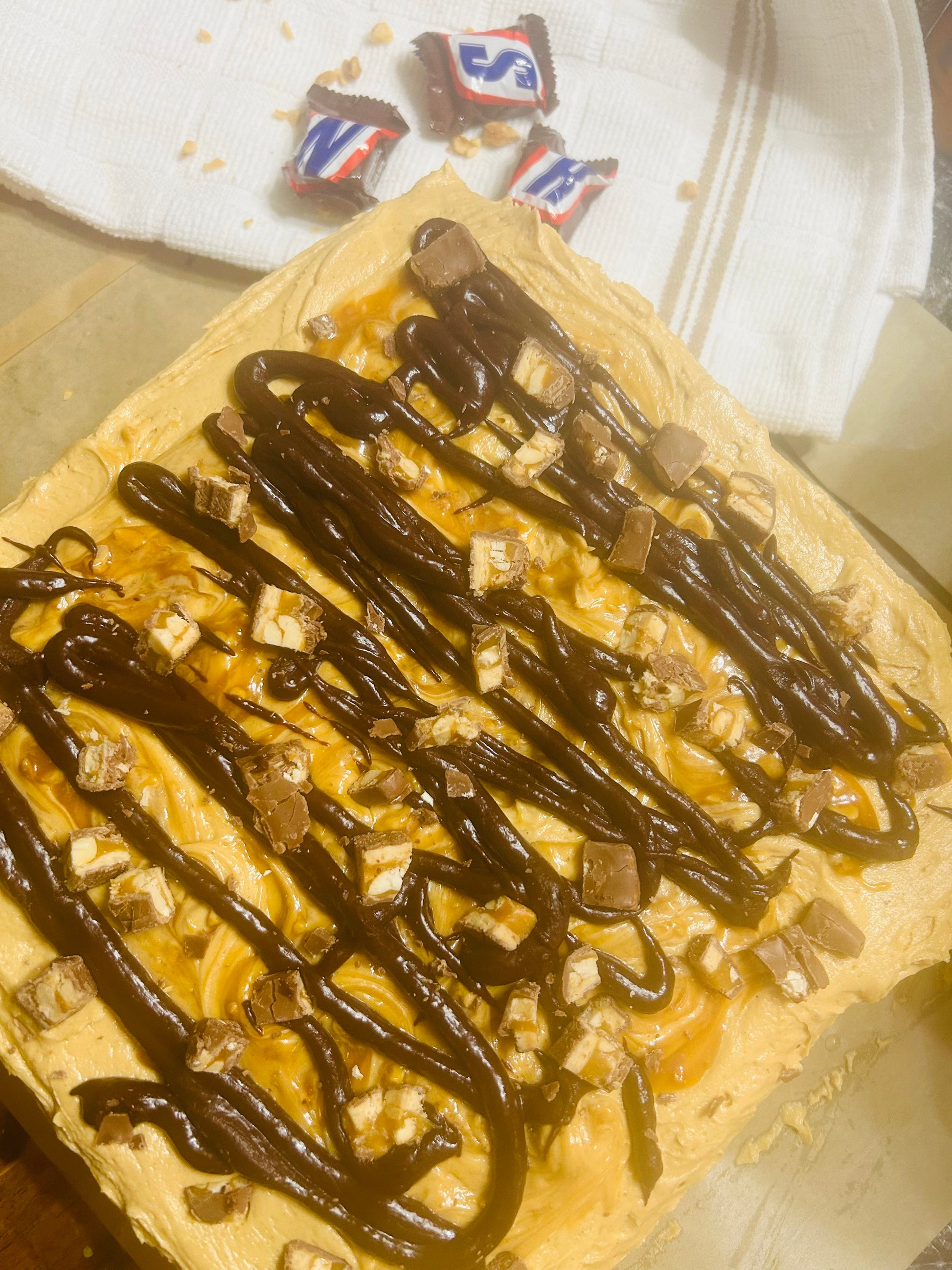 Snickers Cake
